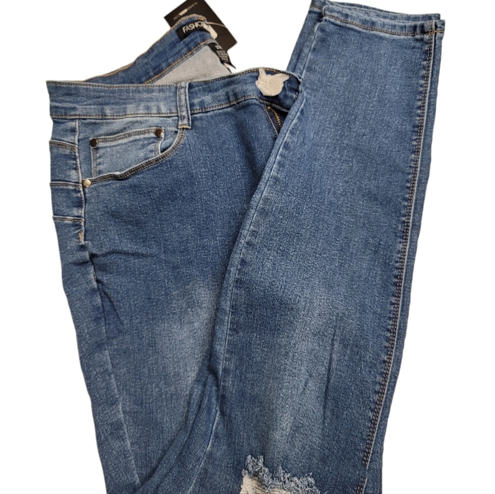 Party Monster Booty Lifter Skinny Jeans - Picture 5 of 9